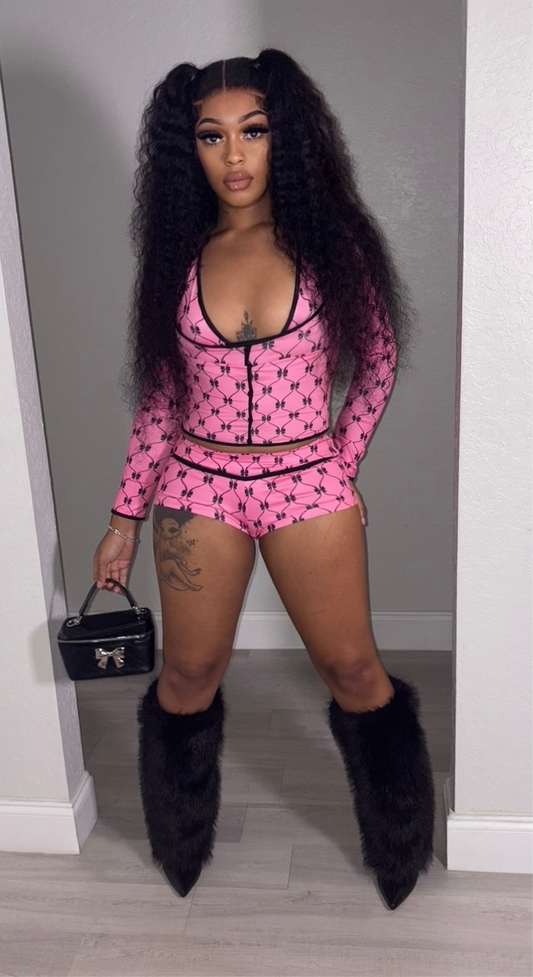 Bowed Up Three piece Set